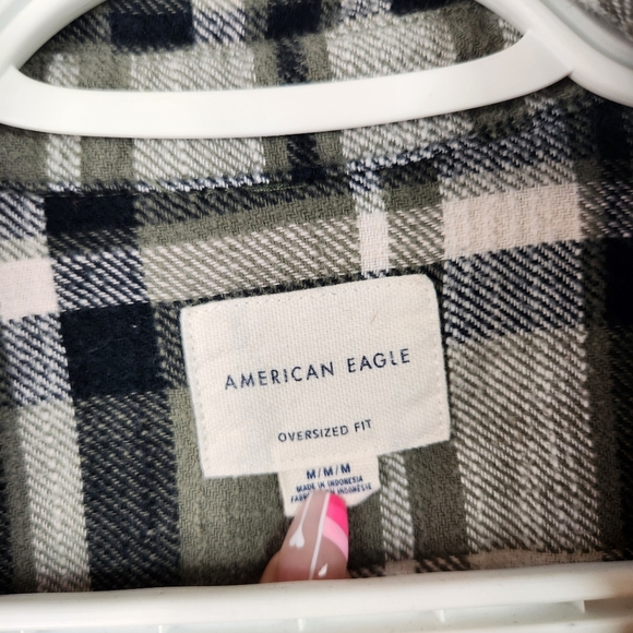 American Eagle AEO Green Plaid Boyfriend Flannel Long Sleeve Button Down Shirt - Picture 7 of 8